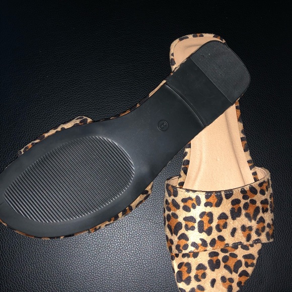 Cheetah print slides - Picture 4 of 4